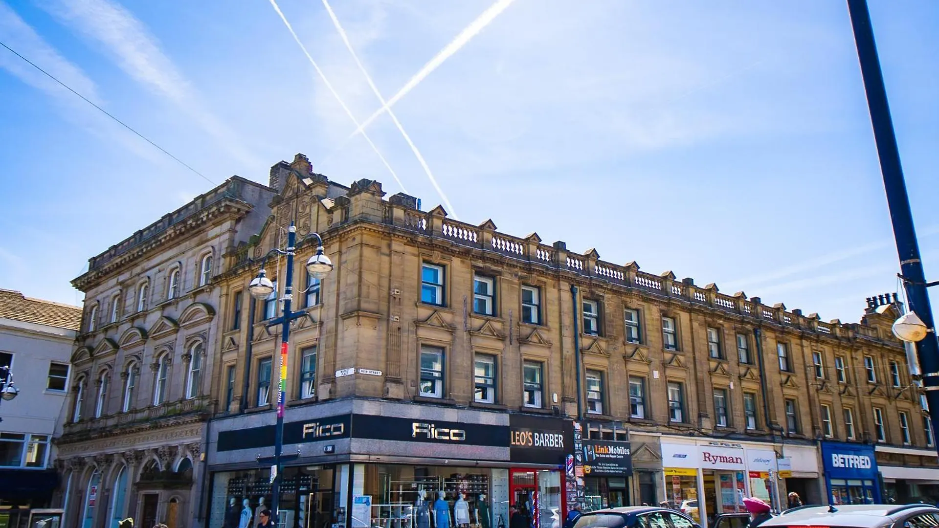 Firdaus Central Apartments Huddersfield