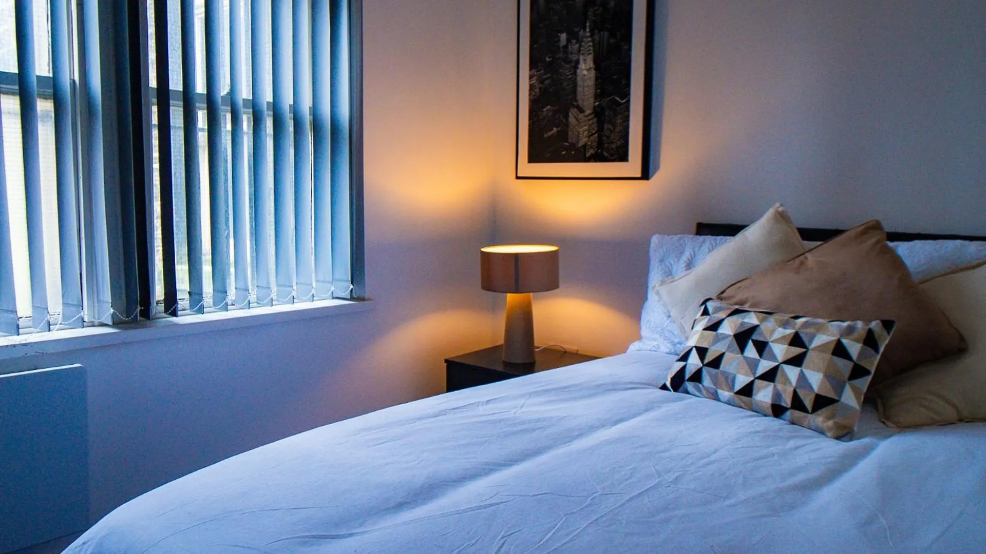 Firdaus Central Apartments Huddersfield